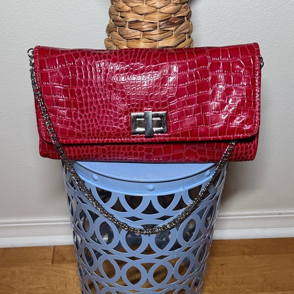 White House Black Market Red Crocodile-Embossed Clutch - Picture 6 of 10